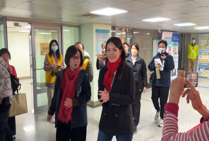 邱臣遠被爆要女員工「跟著上廁所」　高虹安：第一時間調離該員