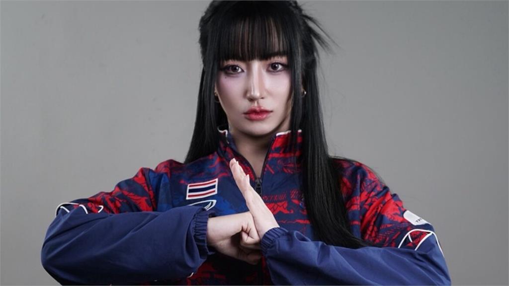 電競(影)／泰國正妹選手東運會被抓作弊後還比中指！主辦國臉丟大了立刻開鍘退賽