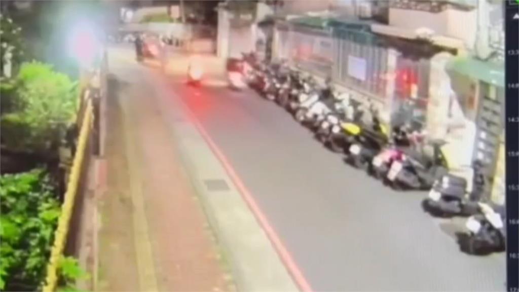 恐怖尾隨！不滿被按喇叭　陌生男背剪刀跟到住家停車場