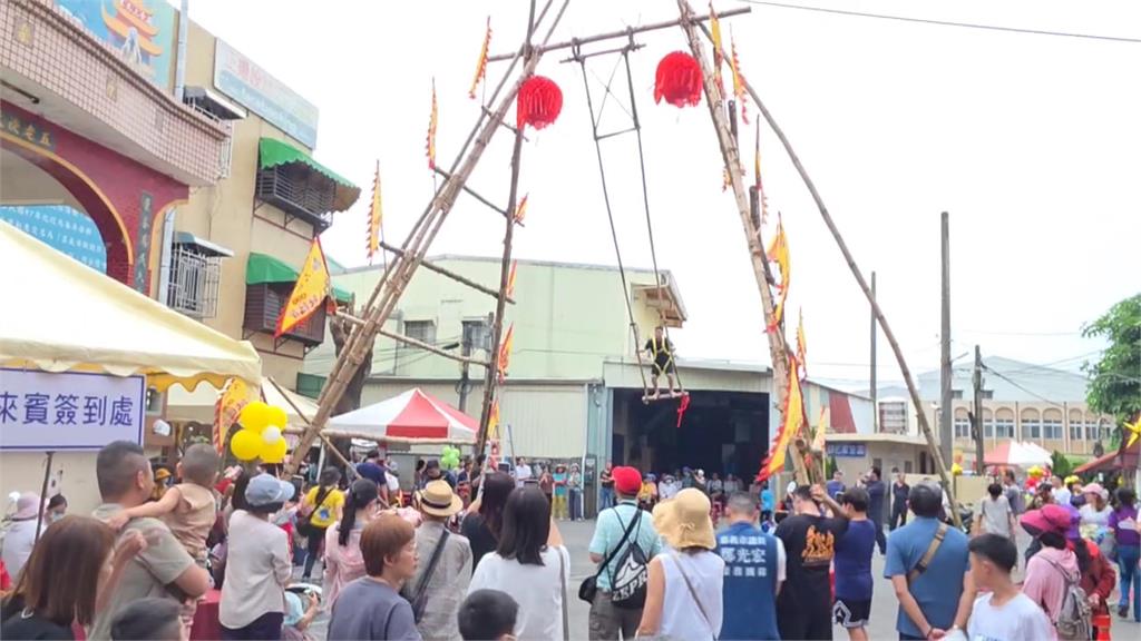 嘉市鞦韆節「12公尺高空鞦韆」　40名選手競技比膽識