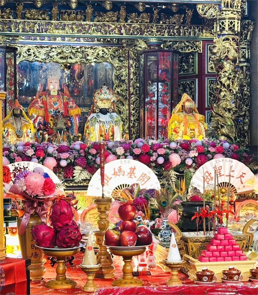 白沙屯媽祖與板橋媽祖百年會香!梁佑南、胡鴻達親隨繞境見證神聖時刻