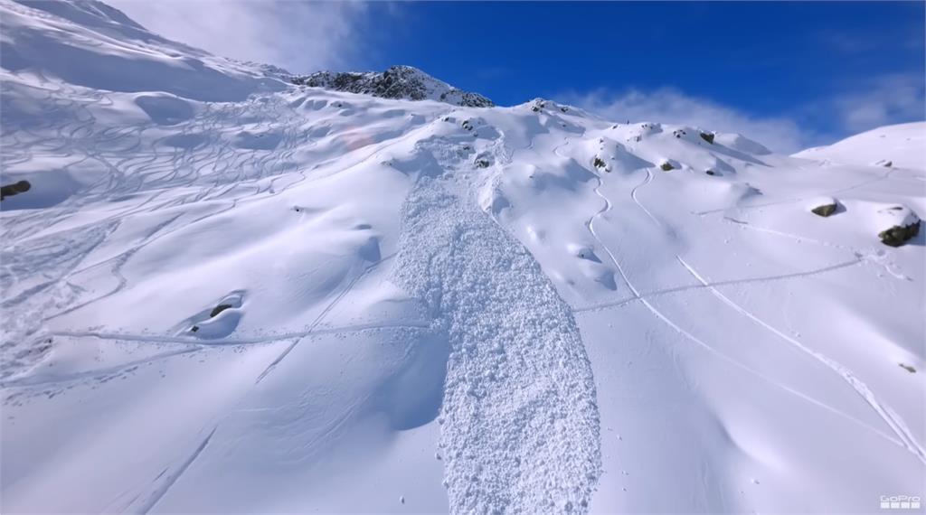 瑞士度假村特殊體驗！　搭高山火車去滑雪享銀白美景