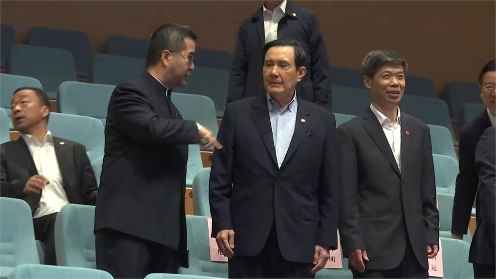 才被爆台商捧錢照 蕭旭岑赴中喊:台灣人也是中國人