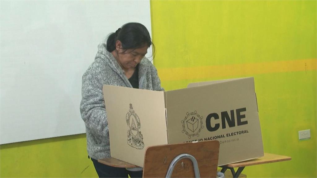 宏都拉斯總統大選　親台派候選人阿斯夫拉成功當選