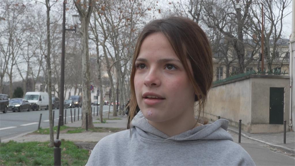 法國下議院通過！　15歲以下青少年禁用社群媒體