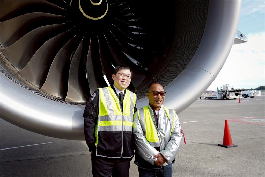 快新聞/今年將投入運營!星宇航空攜手美學大師空山基 打造「會飛的藝術品」