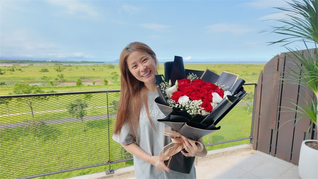 李燕再婚2周年!曬老公手寫情書曝夫妻「愛稱」…她感性告白:得來不易