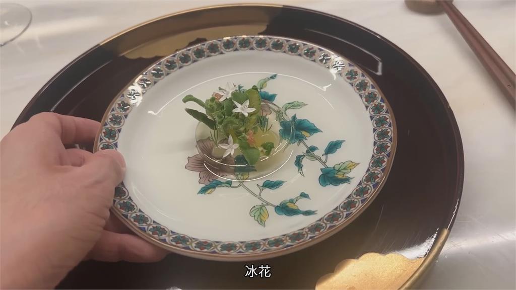 用水果做的！阿滴嚐蔬食威靈頓牛排　內餡成分曝光驚：忘記它是素食