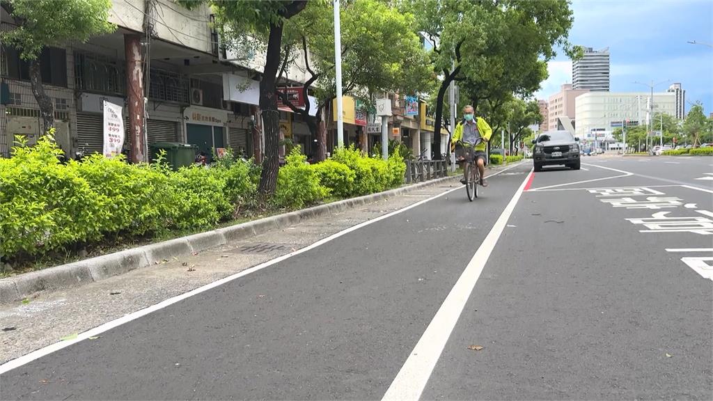 公關災難!民眾黨戲謔「保護型單車道」 網撻伐:不尊重專業