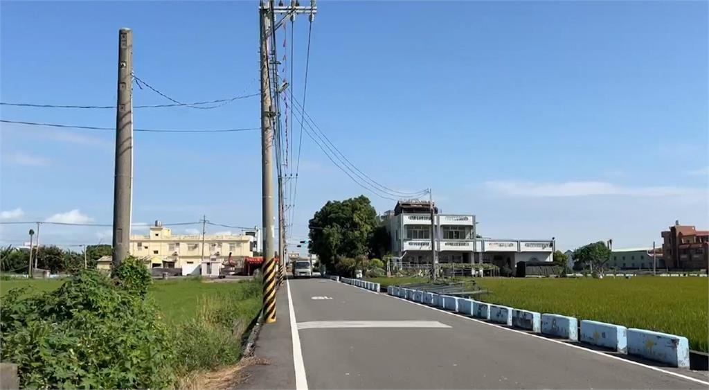 假車禍？　民眾行經鄉間道路　驚見男子突「腿軟趴地」