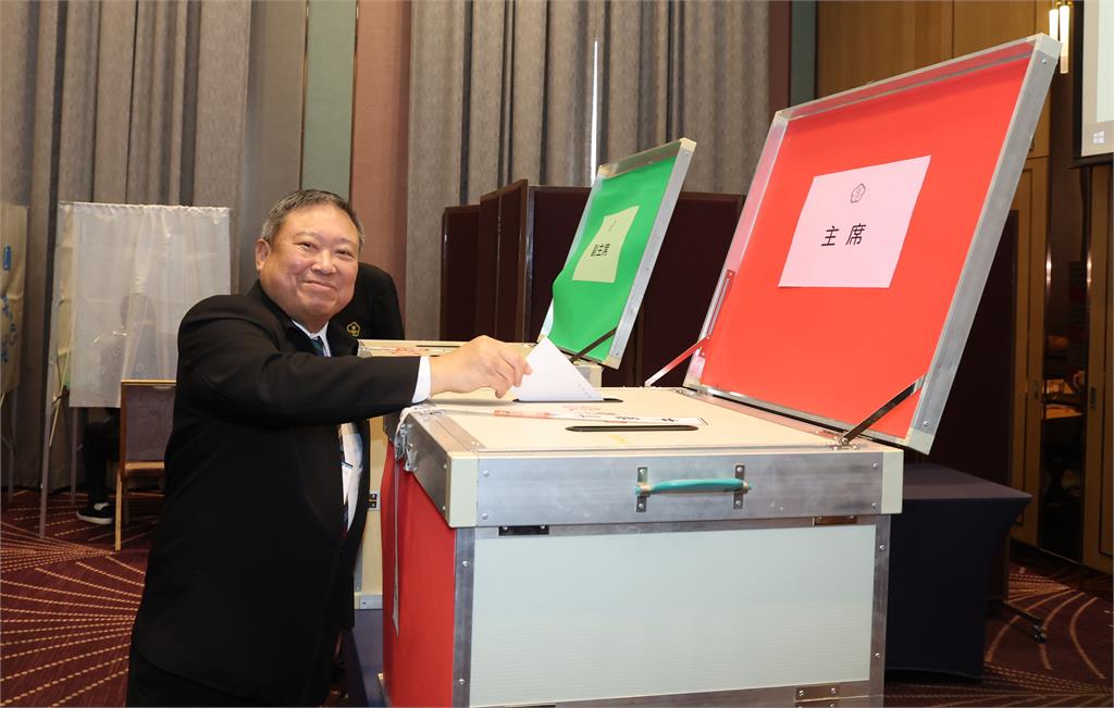 綜合/蔡家福高票當選新任奧會主席!「舉重女神」郭婞淳榮膺執行委員