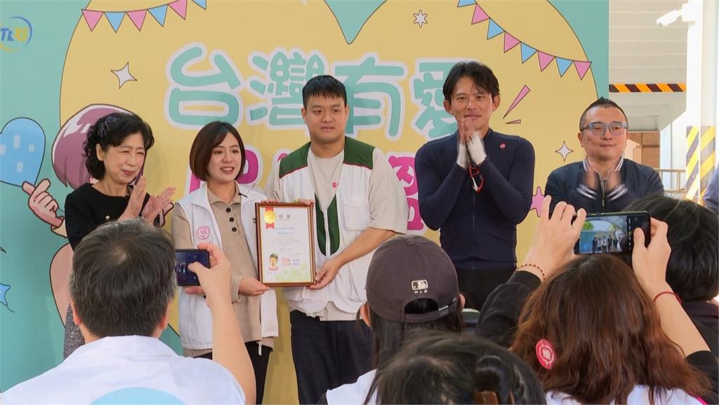 黃國昌喊北市議員4+2席全上！藍白合恐上演「分票窘境」