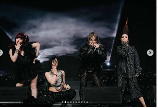 2NE1久違合體「4人齊PO合照」!秒衝韓網熱門…粉絲湧入朝聖:拜託回歸