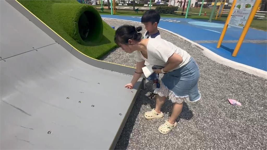 滑板場還是鐵板燒？　鐵板燙傷幼童起水泡
