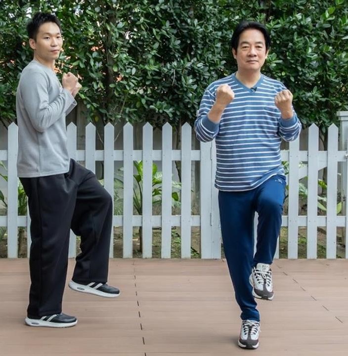 大年初五開工動起來！李洋帶賴清德做居家健康操「還挑戰獨立」