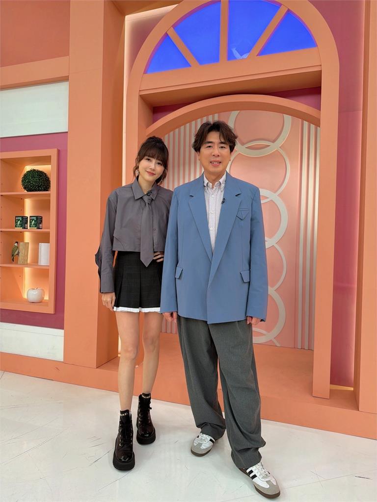 影帝藍葦華拍戲刀子削掉手指一塊肉！醫生問「切下來那塊肉呢？帶來比較好縫」