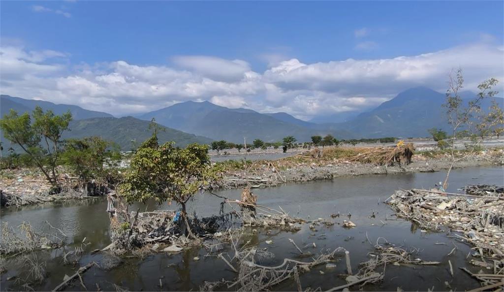 花蓮光復富田一街屢傳屍臭？　排查研判為垃圾淤泥造成異味