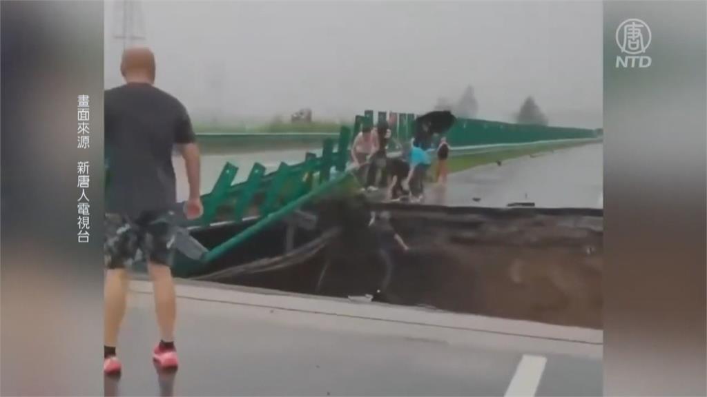 暴雨轉襲中國東北　房屋位移！高速公路崩塌車輛掉落