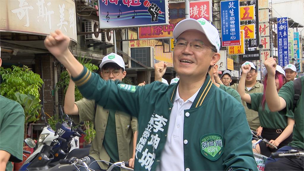 李坤城參選三重立委打陸戰! 拚接棒 與戴「余天帽子」支持者搏感情