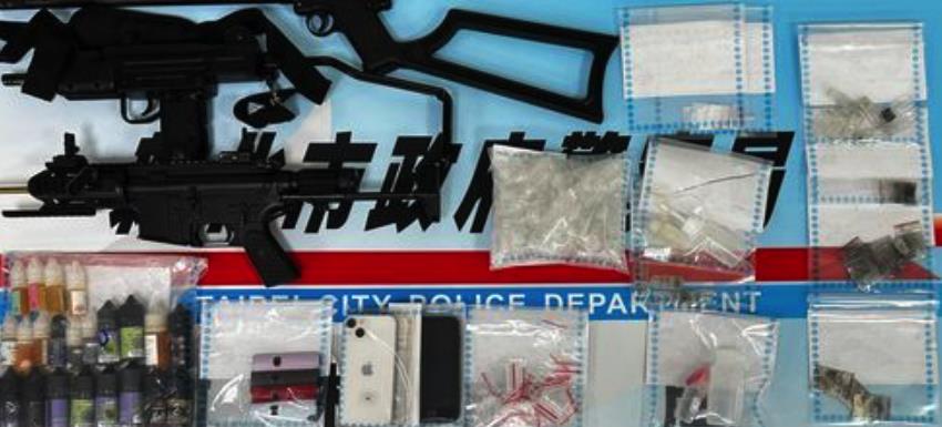 快新聞/喪屍煙彈、安非他命藏民宅! 警攻堅逮人扣空氣槍、毒品