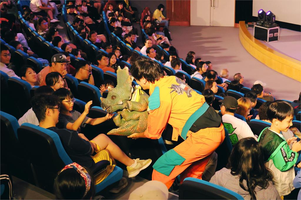 科博館年度夜間限定活動  「館前一號所」啟動《ㄎㄅ魔法夜》