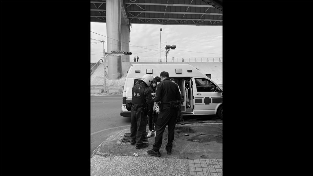 陸橋喝酒爆衝突!男「臉到脖子全是血」 砍人失聯移工逃跑追緝中