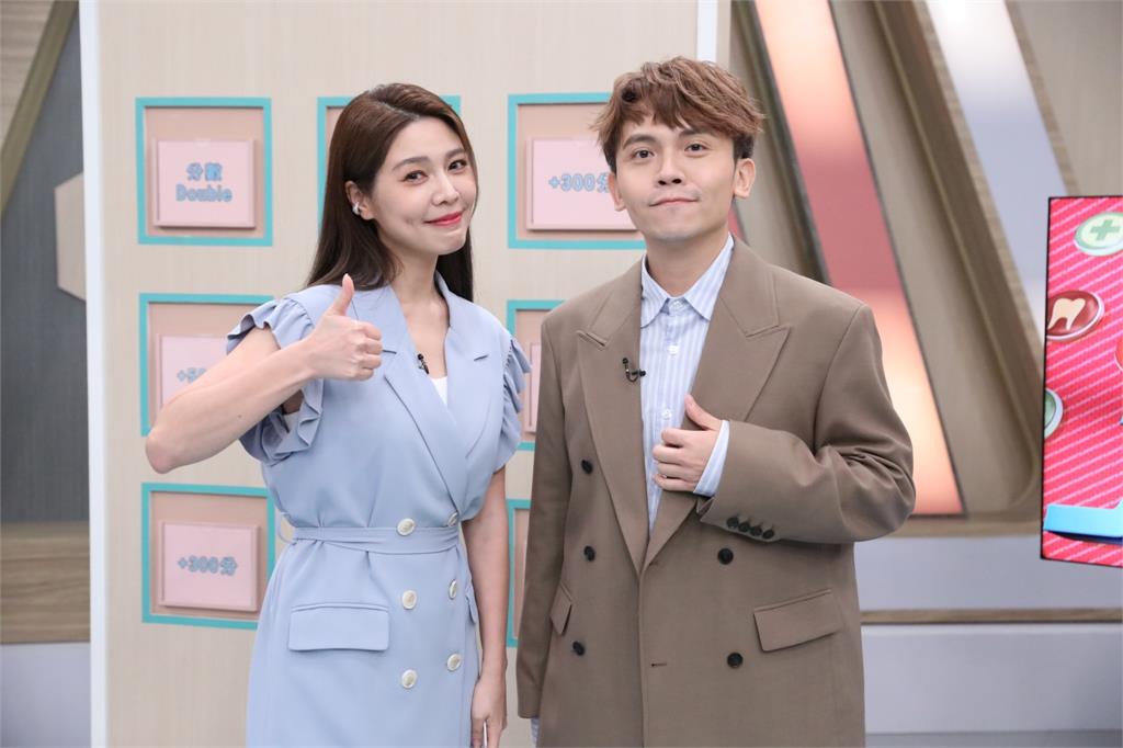 撒基努「恩愛」到一半抽筋喊停!老婆幫拉筋尷尬問「等一下還要繼續嗎??」