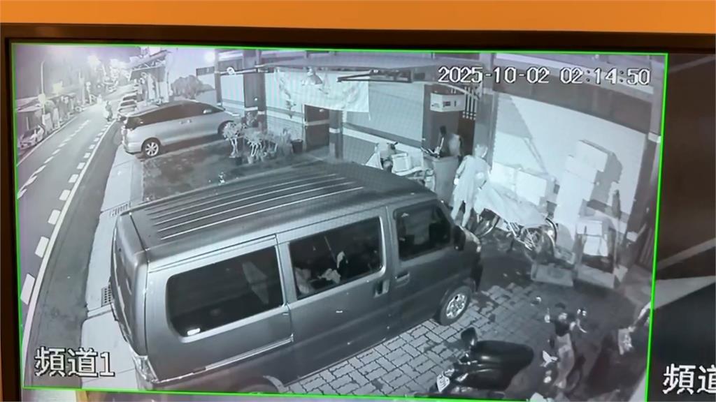拖板車半夜路失控撞民宅　事後竟到機車行縱火