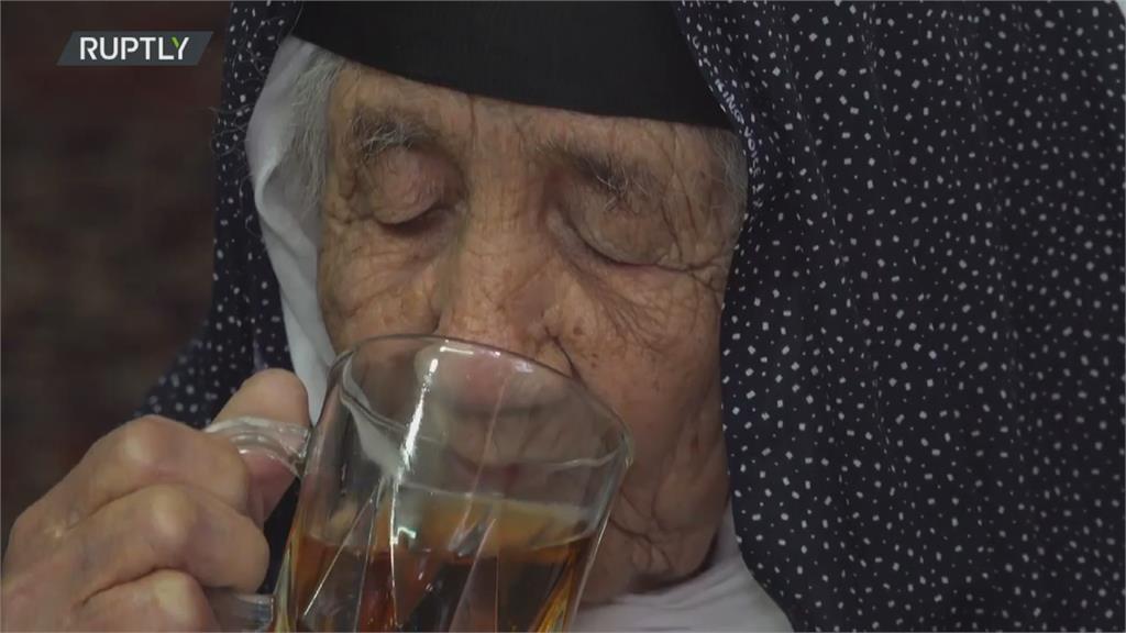 1899年出生 122歲阿嬤成接種武肺疫苗最高齡