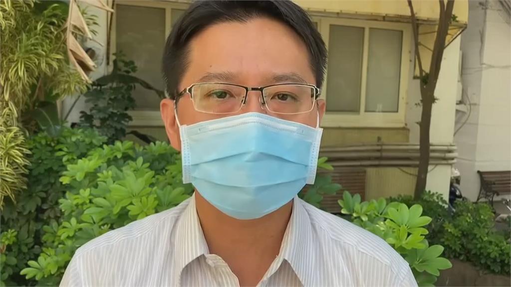 南寮漁港全新景點吸人潮 碼頭畫紅線漁民不滿抗議