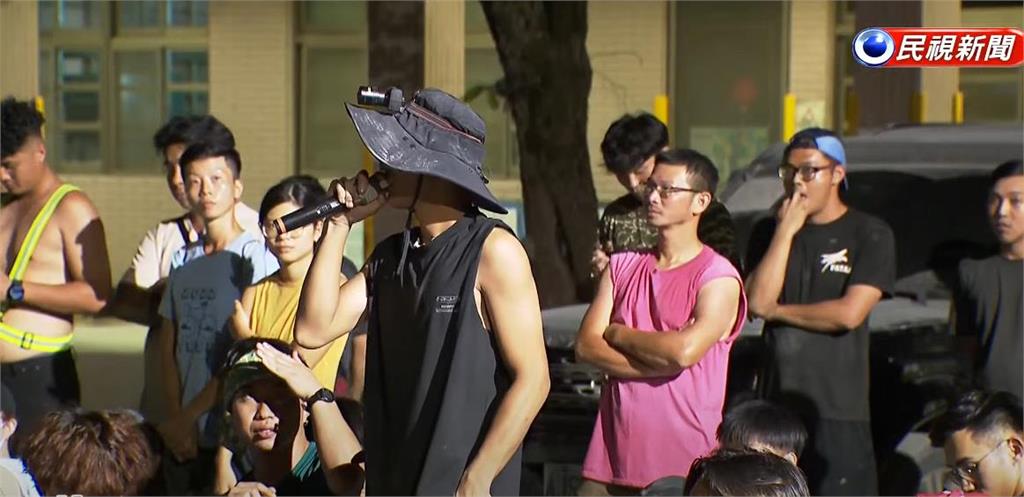 遭災民狂嗆…徐榛蔚自誇「募到電鍋、洗衣機」！阿北「中路躺地比中指」她尬了