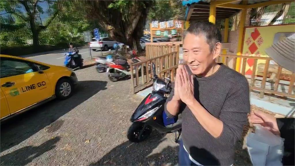 服刑1151天!鈕承澤獲假釋回家過年 滿臉笑容步出監獄