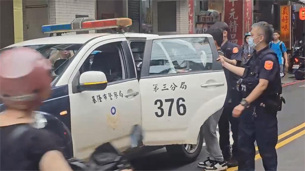 快新聞/這麼高調?用超商宅配寄毒品 基隆警逮1嫌送辦