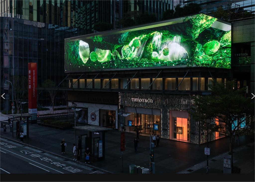 《介面的展開》全台最大戶外曲面LED牆,將城市化身當代藝術展場