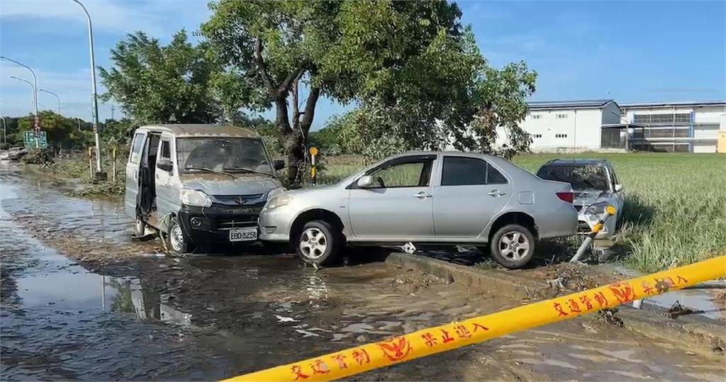 快新聞／台82線暴雨淹水　2人逃生不及受困車內「滅頂慘死」