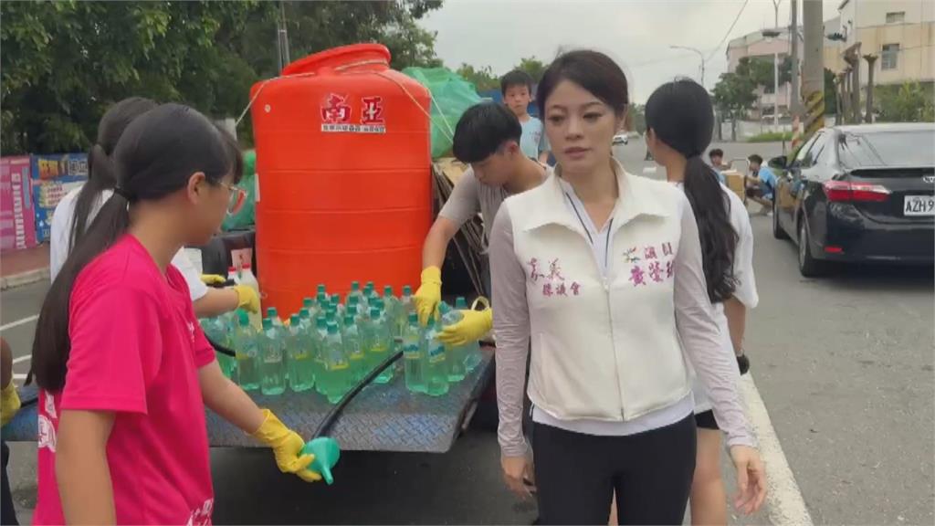 嘉義縣大雨多處淹水 縣議員調派抽水機、熱食物資支援災區