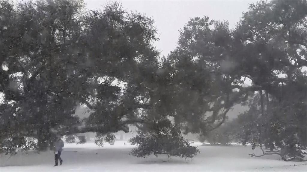 美國紐奧良、德州、佛州降雪 4千多萬人受威脅