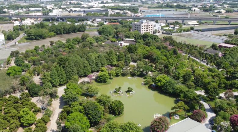 異言堂(影)/ 一棵樹比一棟房還貴! 彰化「傳世園」藏樹價值數千萬
