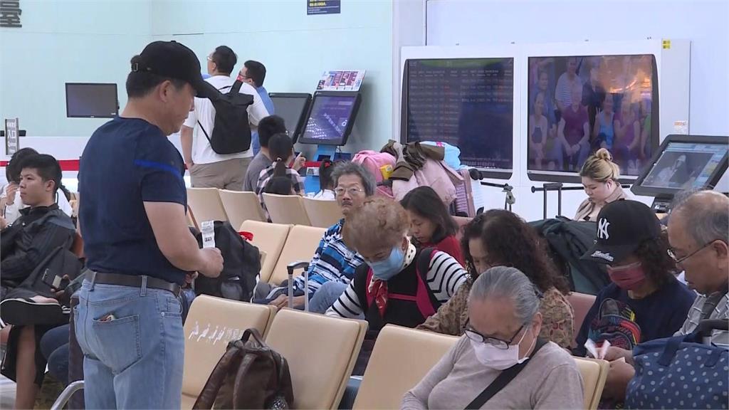 華信新機飛澎湖疑機械故障返航停飛　班機延2小時起飛估影響70位旅客