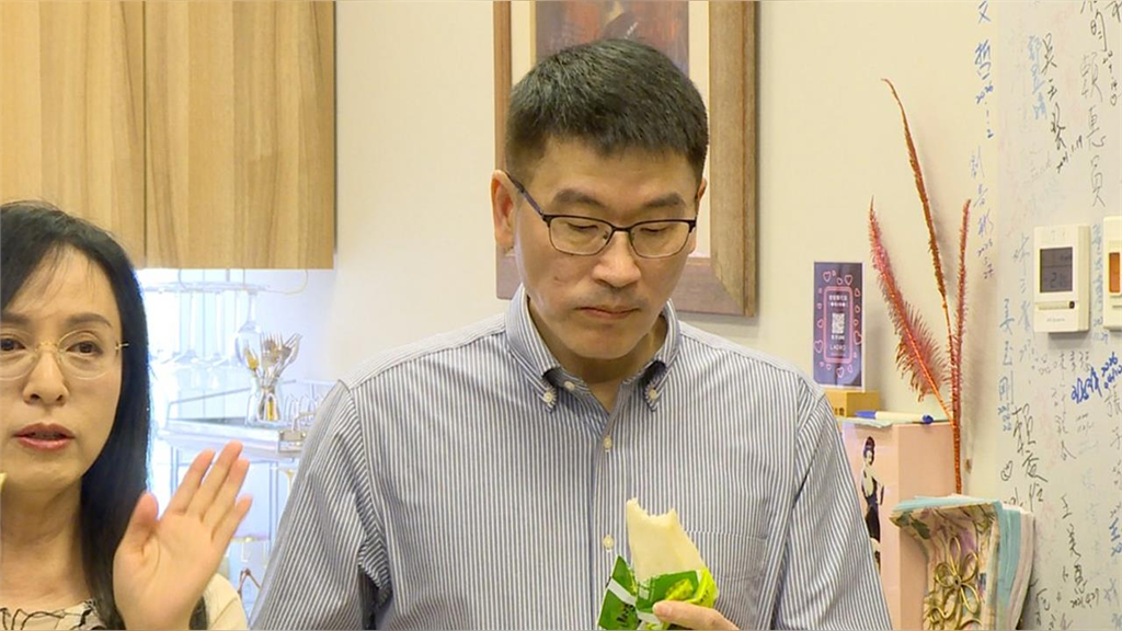 快新聞／陳瑩笑虧「少去酒店就能多買釋迦」梁文傑妙回：放心八百年沒去了！