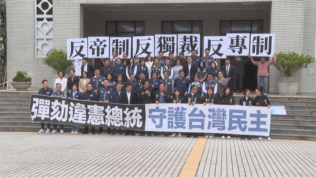 鄭麗文昔稱普丁非獨裁者！藍白彈劾賴清德卻喊「反獨裁」周軒49字曝矛盾點