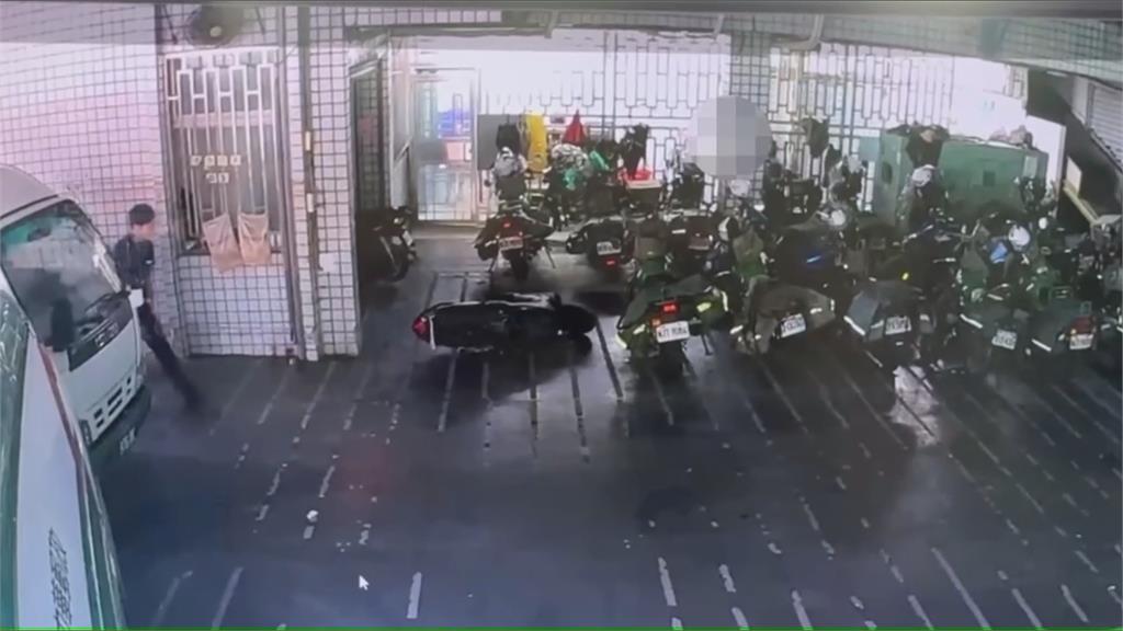 苗栗竹南郵局爆凶殺! 男嫌卸貨吵竟砍死郵局員工