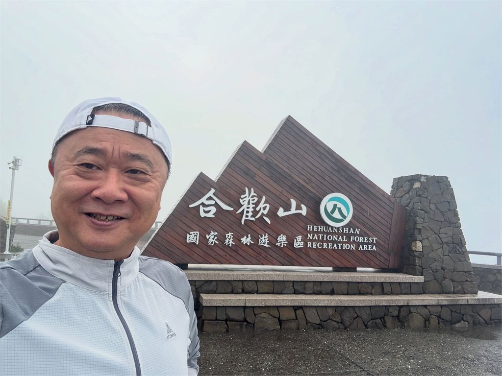 舔共藝人搶賀中國國慶!雙十節遭預言「演藝圈噤聲」1大咖男星現身打臉:清流不缺席