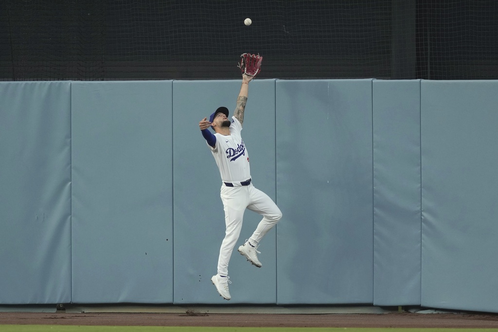 MLB(影)/佐佐木朗希回穩大谷翔平1安打1盜壘 道奇仍吞主場最慘敗仗