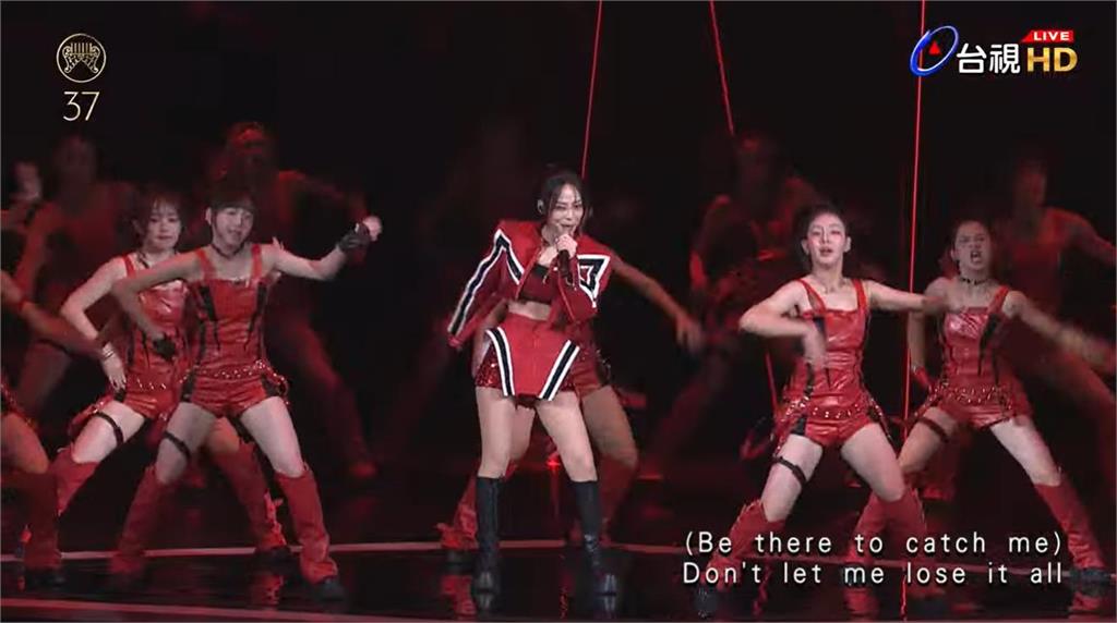 金曲37／台灣Jennie來了！孫淑媚「火辣唱跳」超強實力網嗨喊：這才是歌后