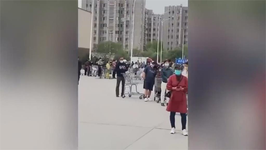 單日增33例疫情擴大 北京人憂封城瘋搶物資