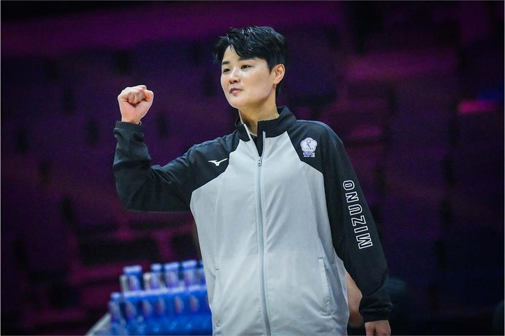 排球/「甜心隊長」廖苡任肯定隊友!女排亞錦賽輸中國仍晉級 台灣隊晚間拚四強門票