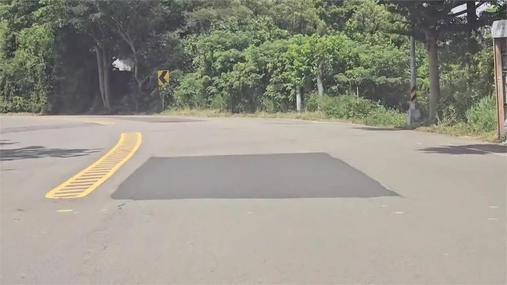 新竹公有路燈變廣告免費聚光燈？民眾痛罵：市府縱容歪風