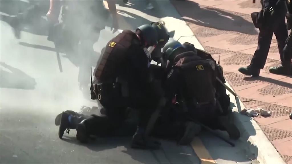 川普積極落實「美國優先」　陸海空都要自己人