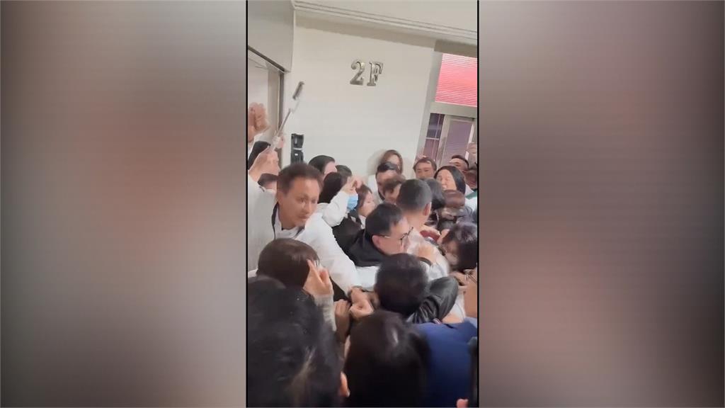 藍綠混戰中「選罷法出委」 民進黨團批:比"三分忠"還扯